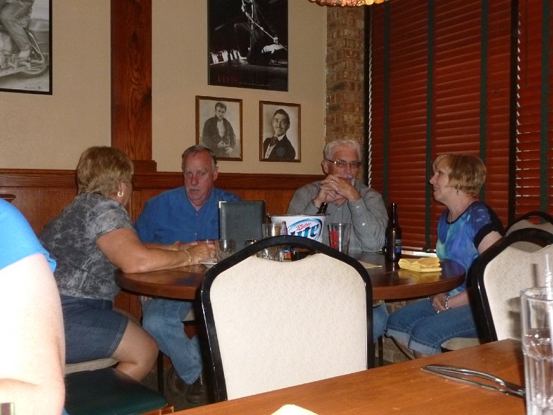 Billies Bistro Happy Hour June 2014 018